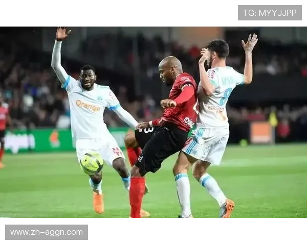 足球比赛中的攻守平衡与快速转换